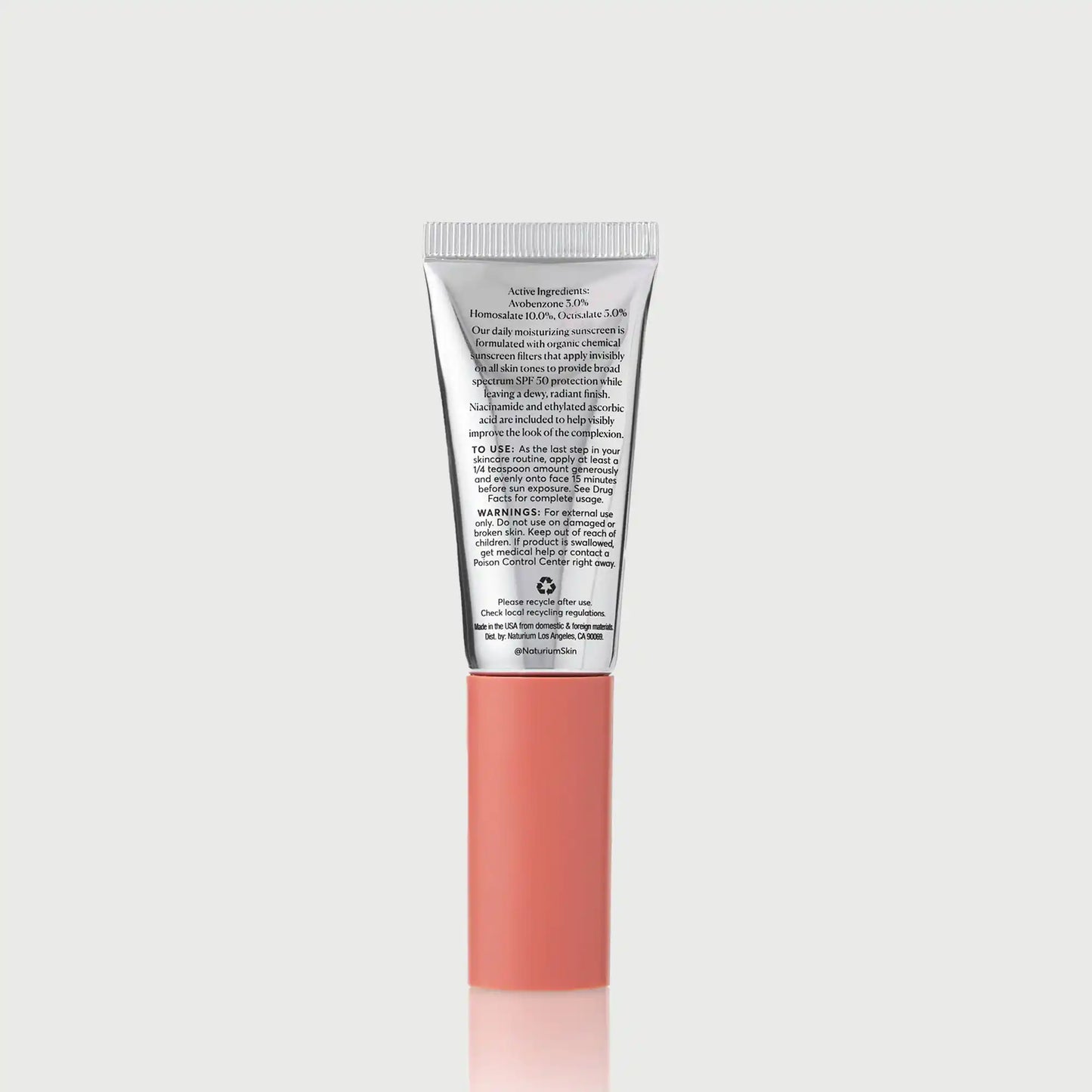 dew-glow-moisturizer-spf-50-travel-size-e5 NATR-10157_Dew-Glow-Moisturizer-SPF-50-Mini_back_capon_bonebkgd_d7cb9bbb-e294-42e2-8d5a-28c73c09b5b5.webp