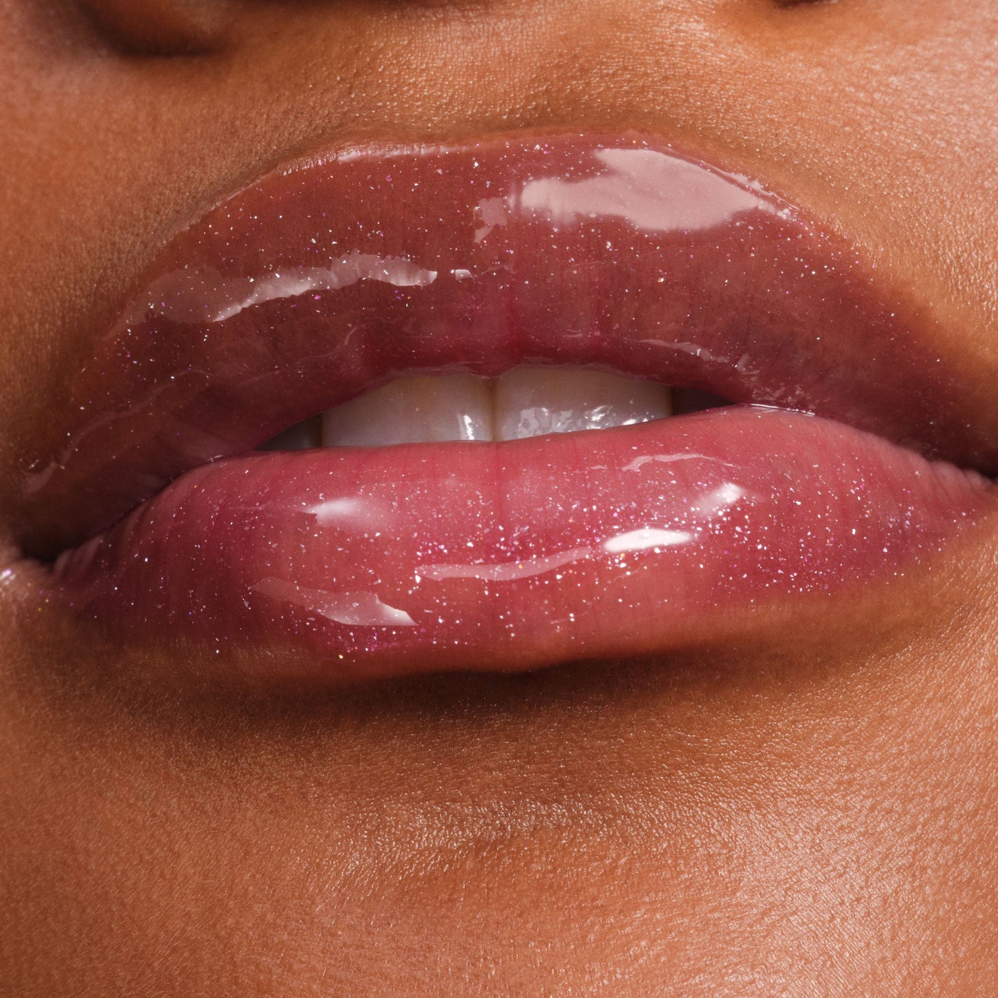 phyto-glow-lip-balm-shimmer-solar-m1 NATR-60145-Phyto-Glow-Lip-Hover-Solar.jpg
