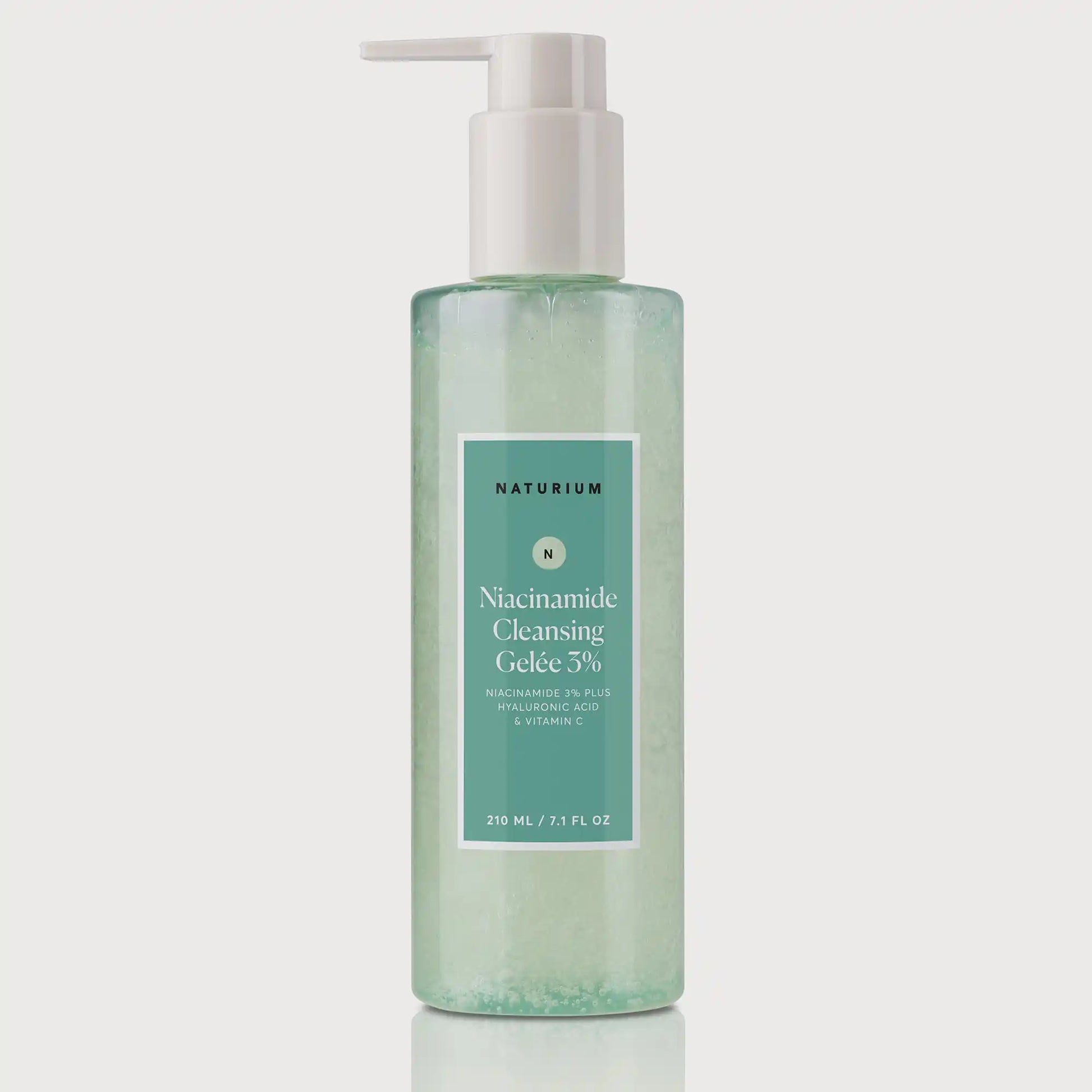 niacinamide-cleansing-gelee-3-p0 NATRM_Ecomm_Niacinamide-Cleansing-Gelee_Front.webp