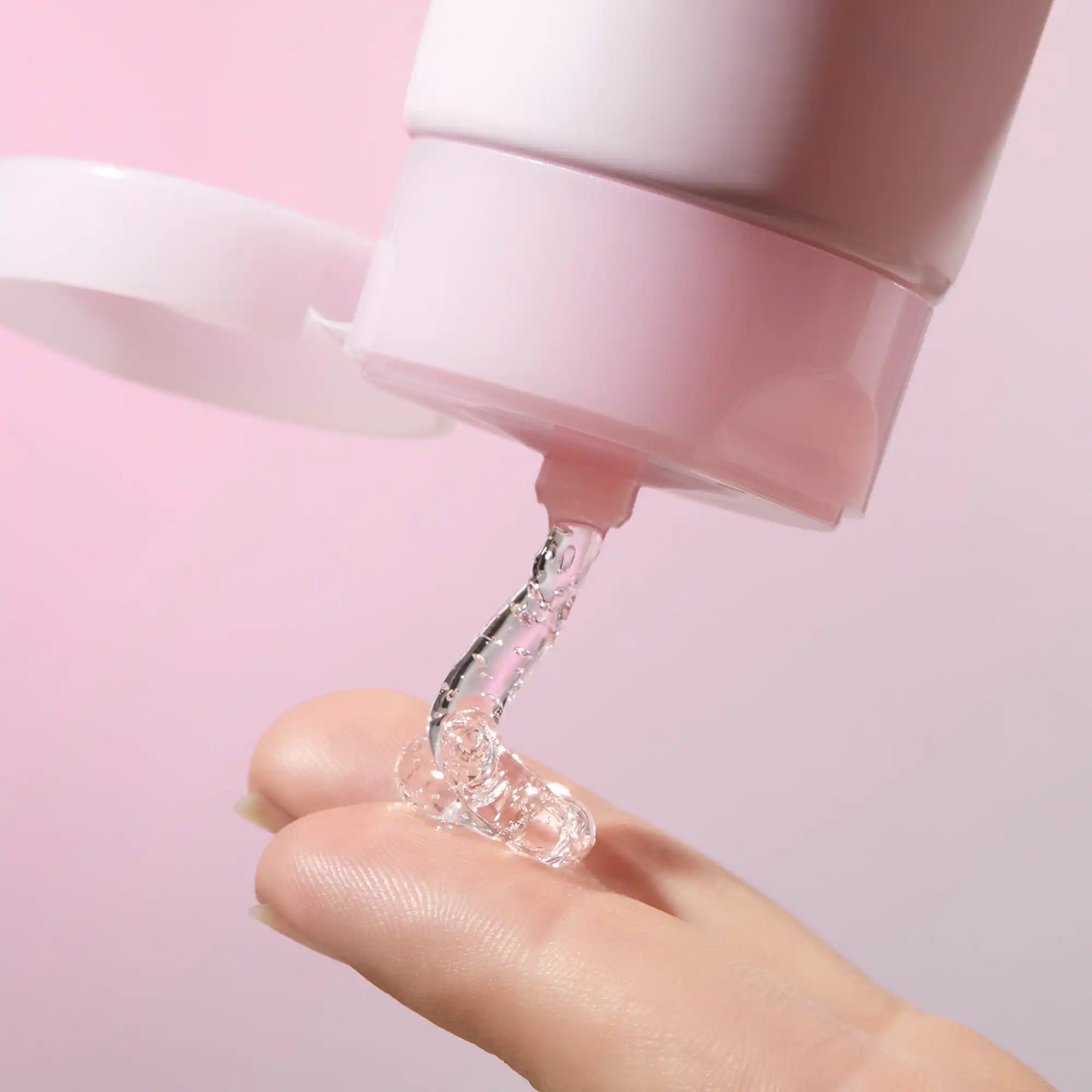 fermented-camellia-creamy-cleansing-oil-b8 camelliacleanser_1278-crop.webp