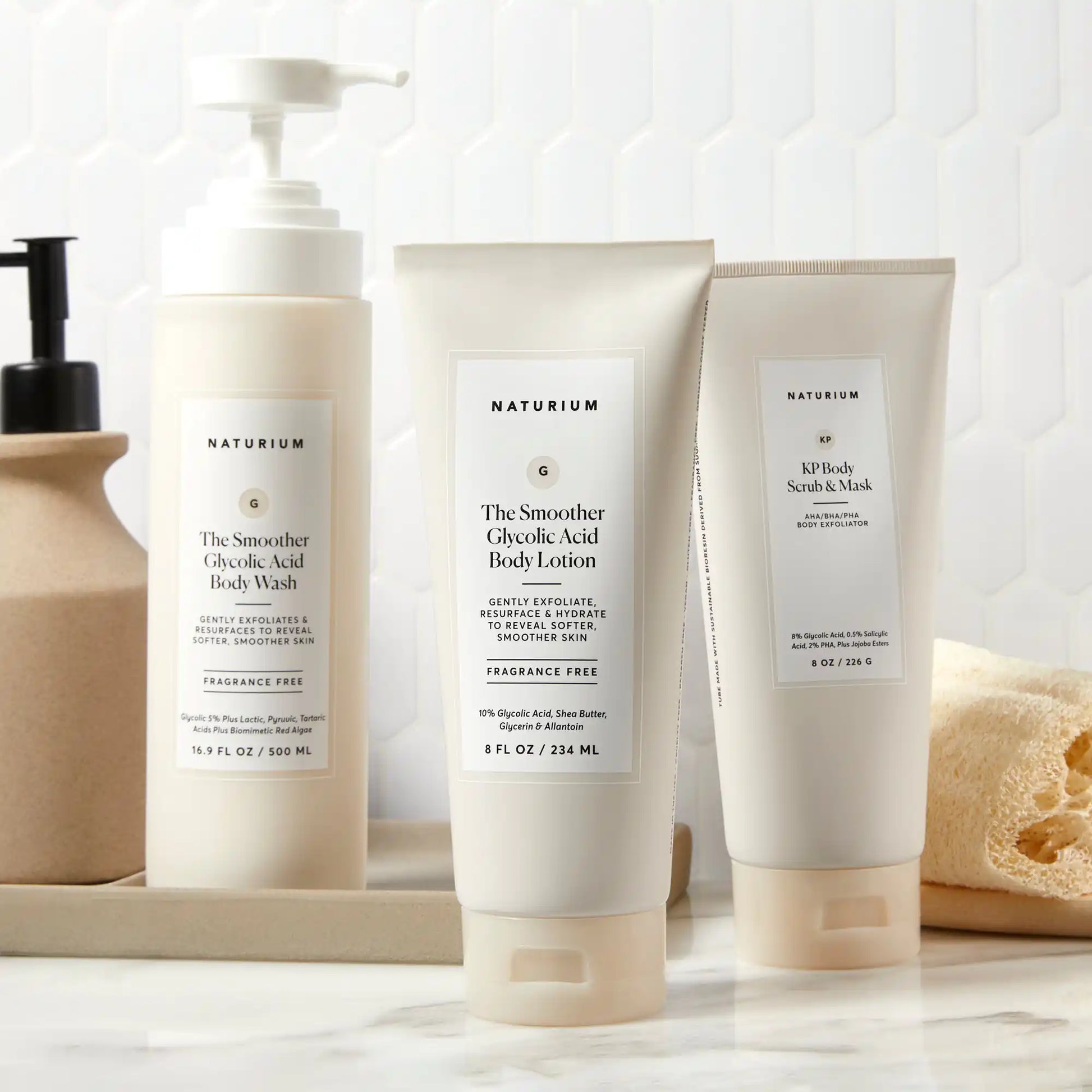 the-glycolic-acid-body-bundle-i2 glycoliclotion_9425-crop.webp