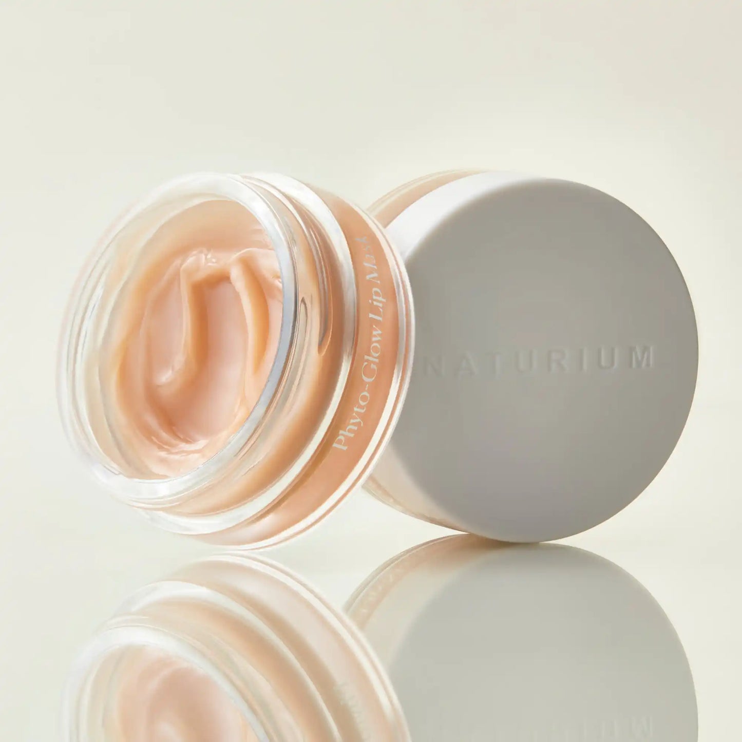 phyto-glow-lip-mask-l5 phyto-lipmask_0607-crop.webp